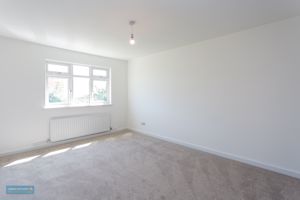 Bedroom- click for photo gallery